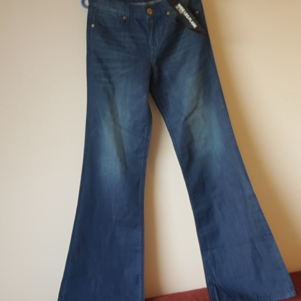 NEW, Express, Wide Leg Jeans. Small